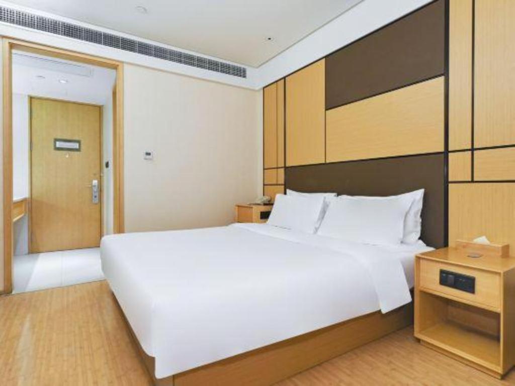 Ji Hotel Shanghai Hongqiao Yan'An XI Road Exterior photo